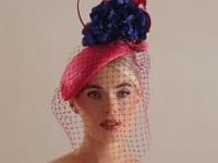 Carousel with Veiling