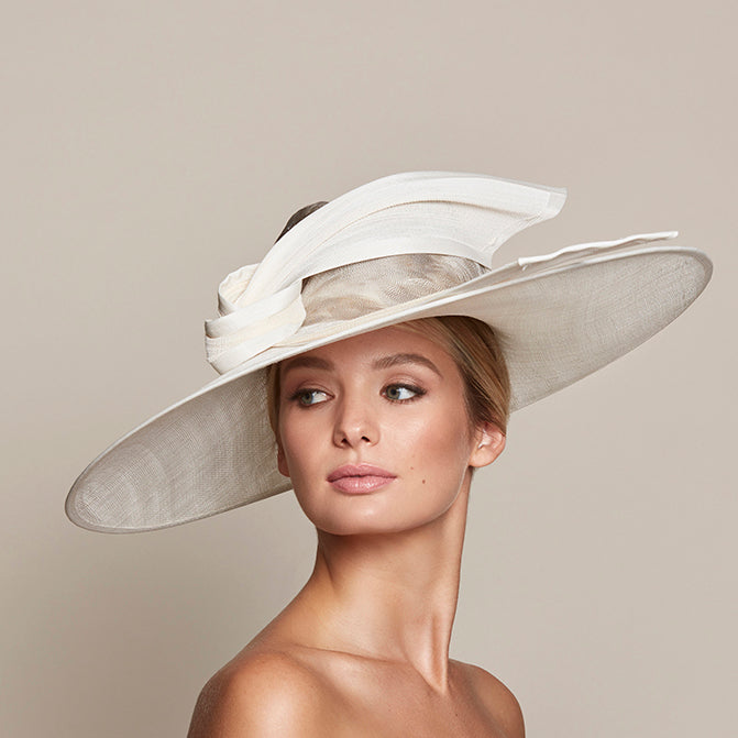 Melbourne Cup hat 