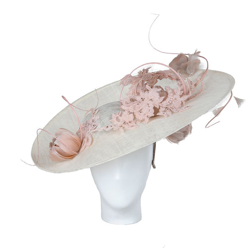 Women's ascot hat